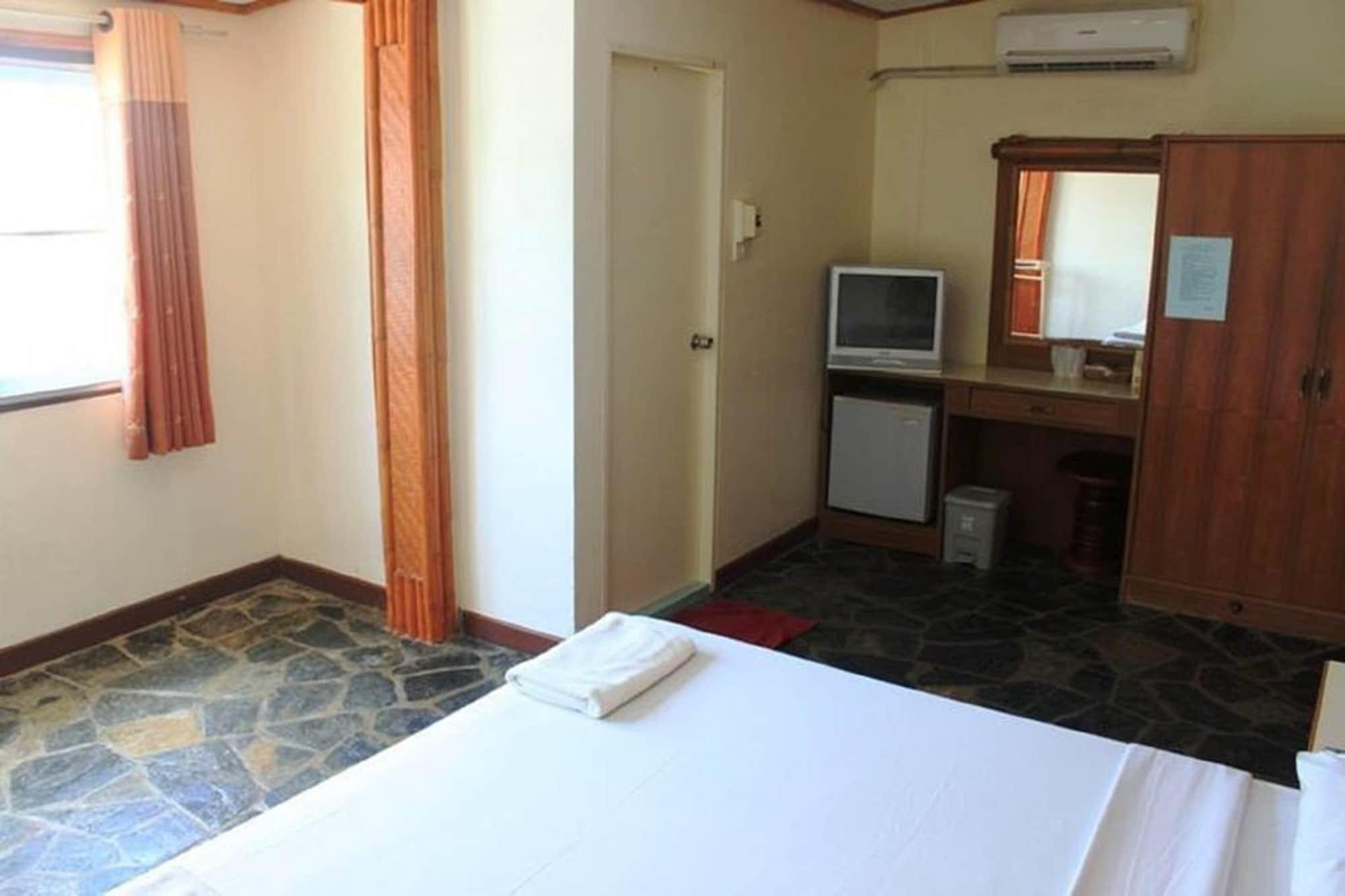 Phi Phi Inn Luaran gambar