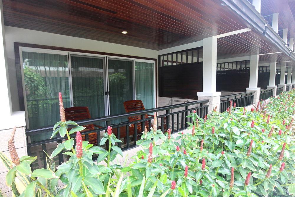 Phi Phi Inn Luaran gambar